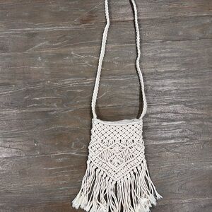 Handcrafted Cream Macramé Crossbody Bag